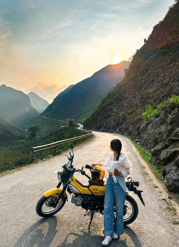 Hãy cùng Hà Anh Travel giúp bạn lên đỉnh